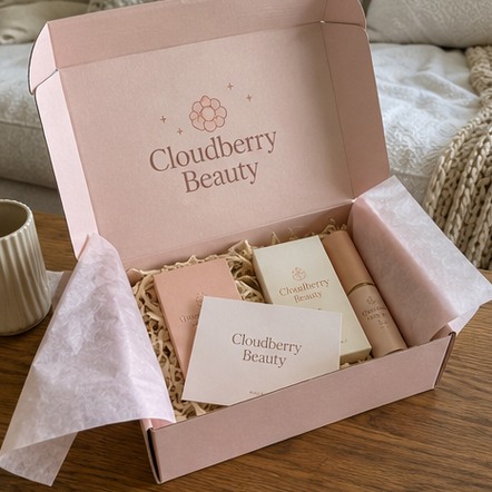  - one of the custom influencer boxes styles from Customized Influencer Boxes